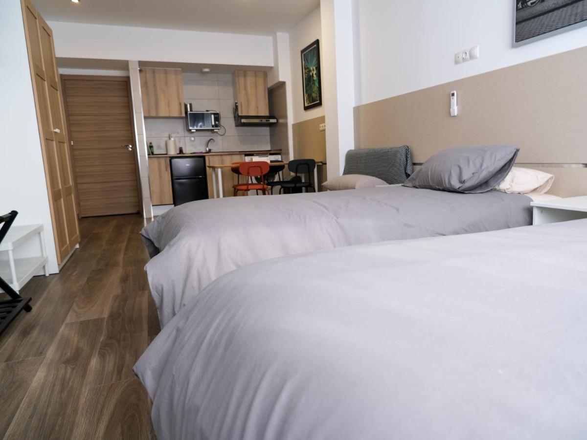 Alianza Suites Madrid Ngoại thất bức ảnh