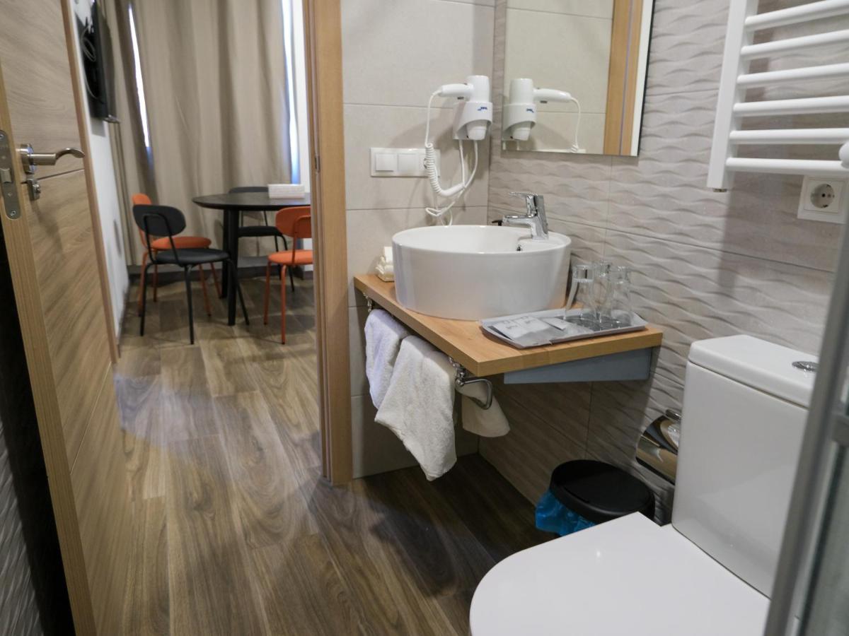 Alianza Suites Madrid Ngoại thất bức ảnh