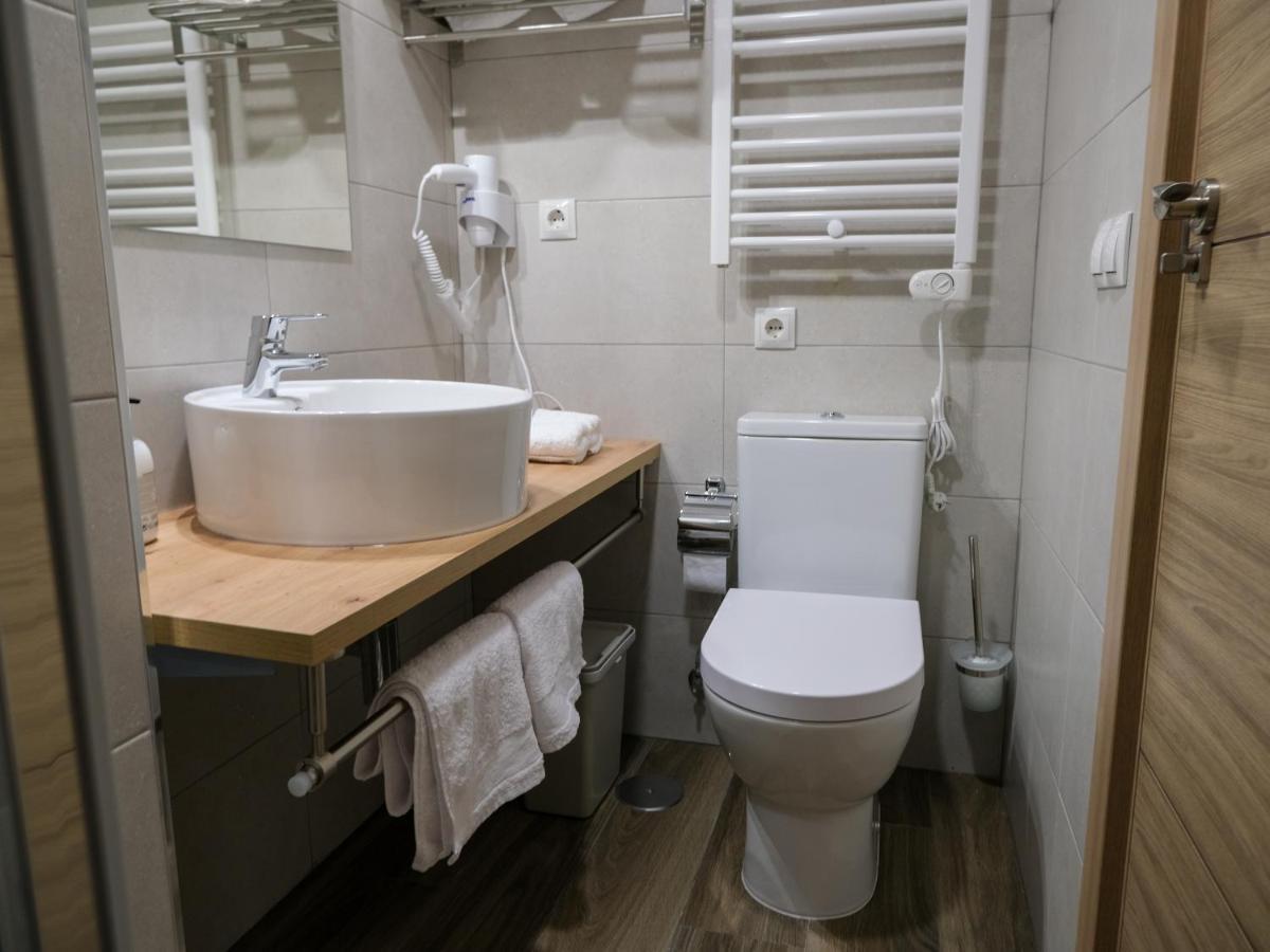 Alianza Suites Madrid Ngoại thất bức ảnh